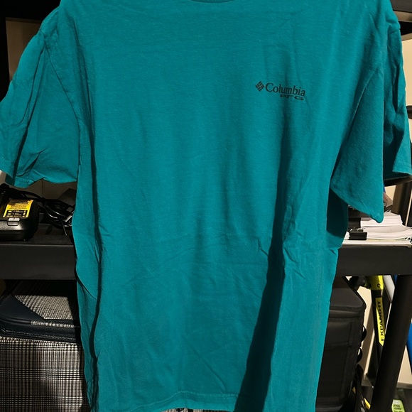 Columbia Men's Aqua Short Sleeve Tee - Picture 1 of 2